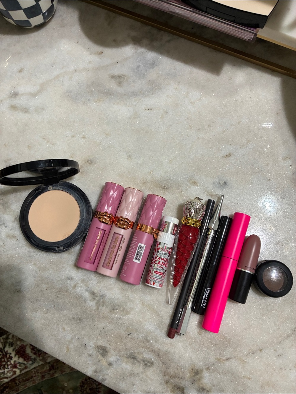 Makeup bundle - Picture 16 of 16
